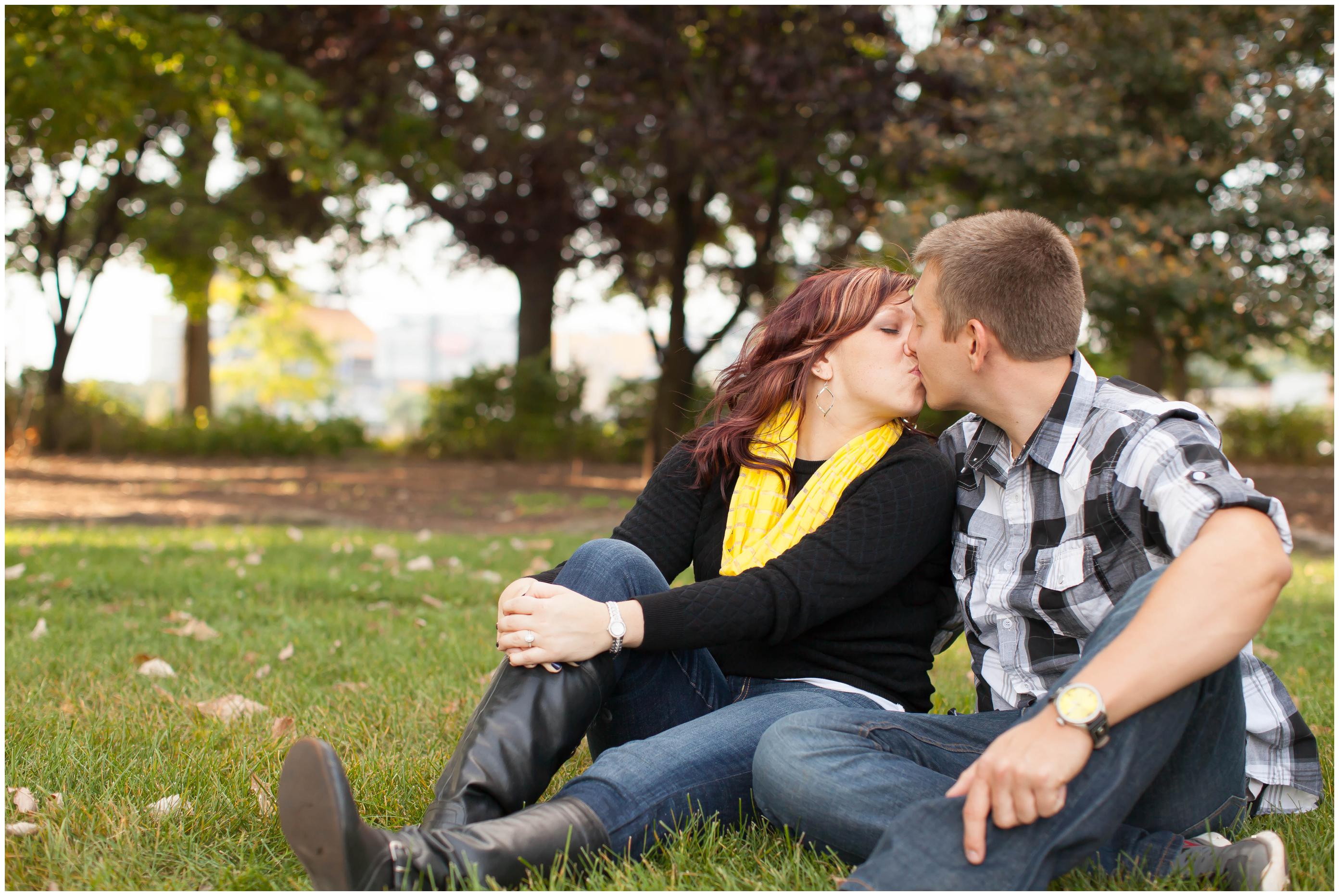 Taylor+Patrick_PittsburghEngagementSession-41.JPG