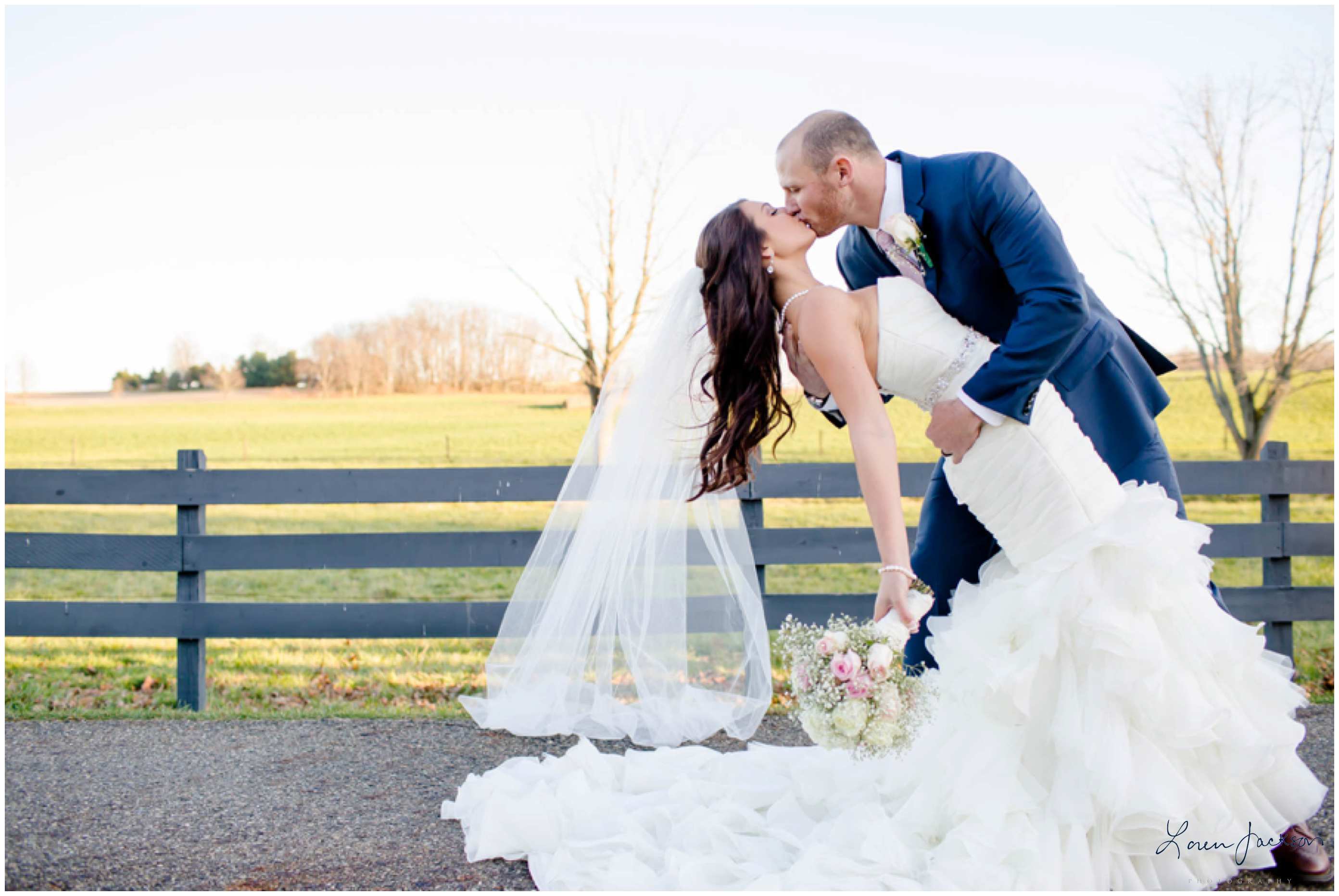 Loren-Jackson-Photography-brookside-farm-fall-wedding-76.jpg