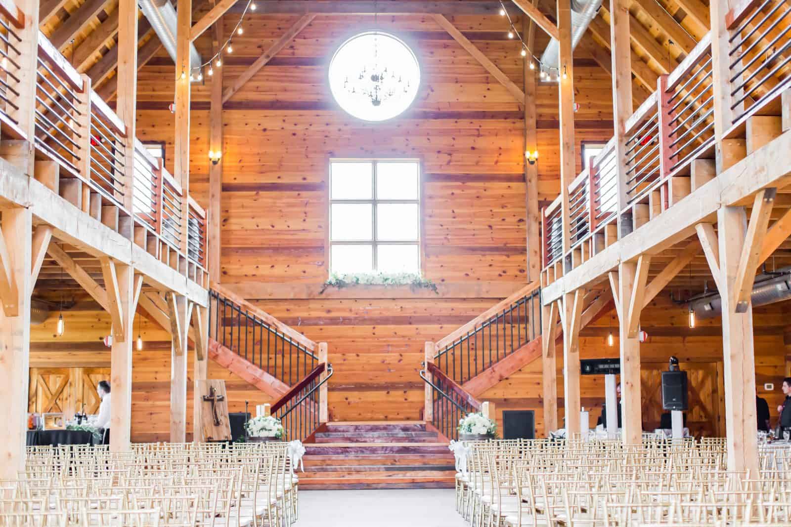Rustic Wedding Venues in Northeast Ohio Photographer Akron