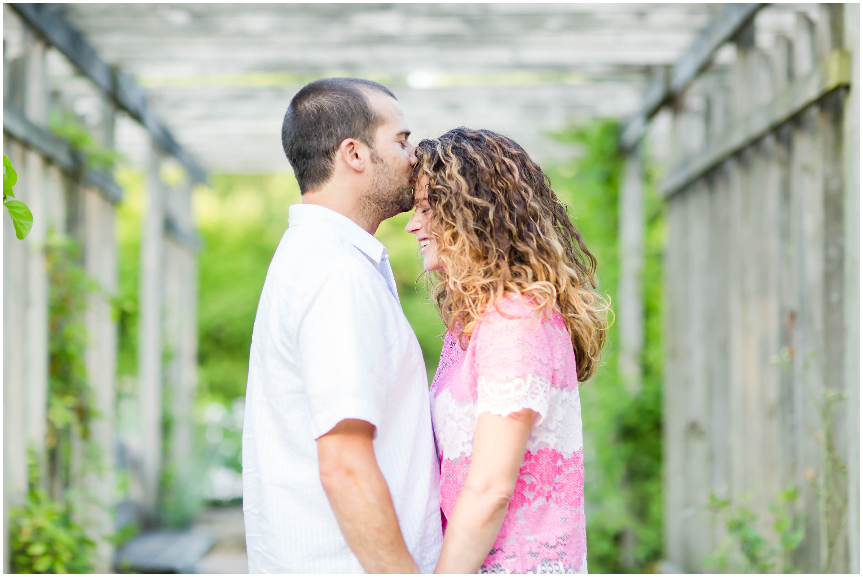 Hartville Ohio,Ohio Wedding Photographer,Quail Hollow State Park Engagement Session,photographer akron ohio,