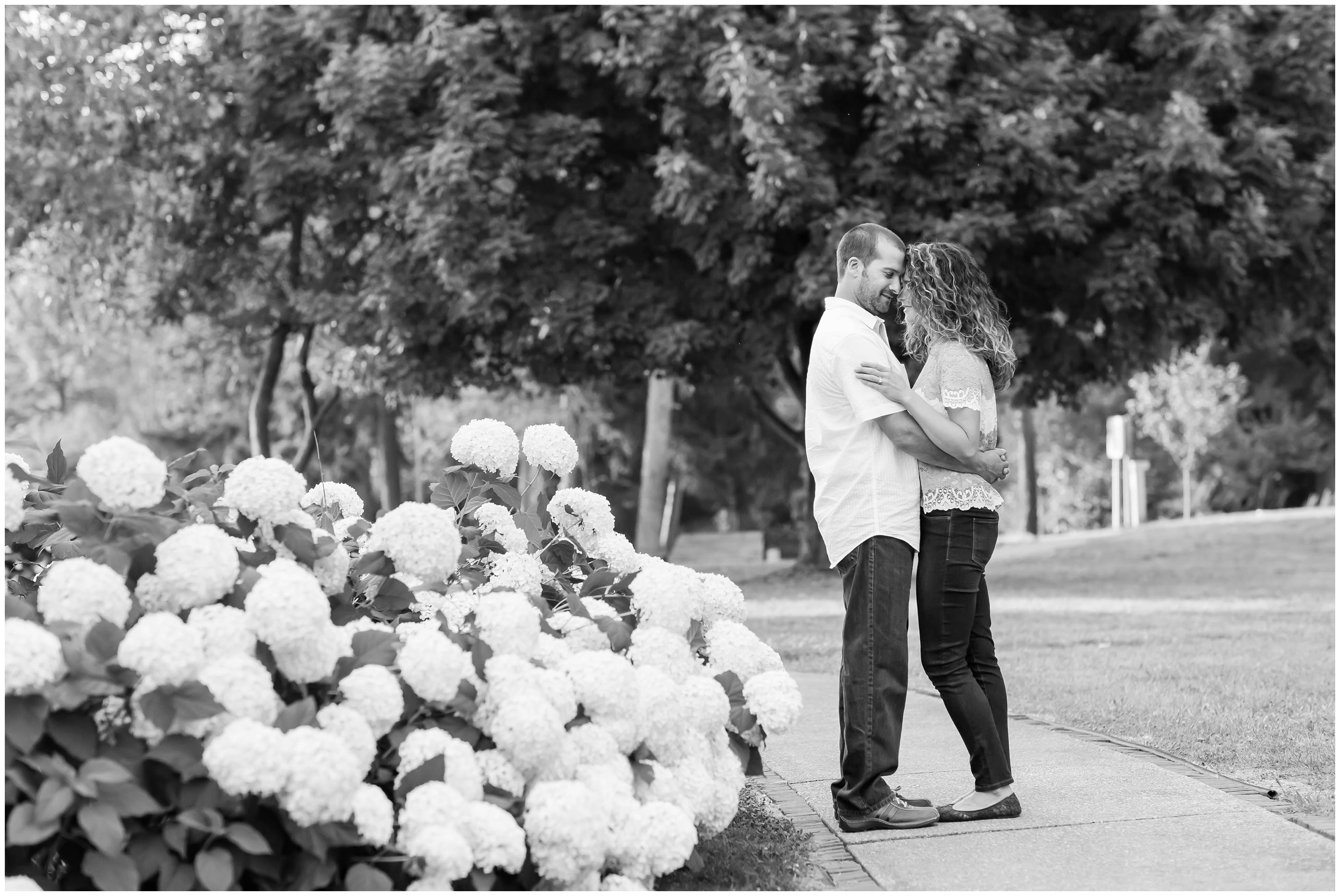 Hartville Ohio,Ohio Wedding Photographer,Quail Hollow State Park Engagement Session,photographer akron ohio,