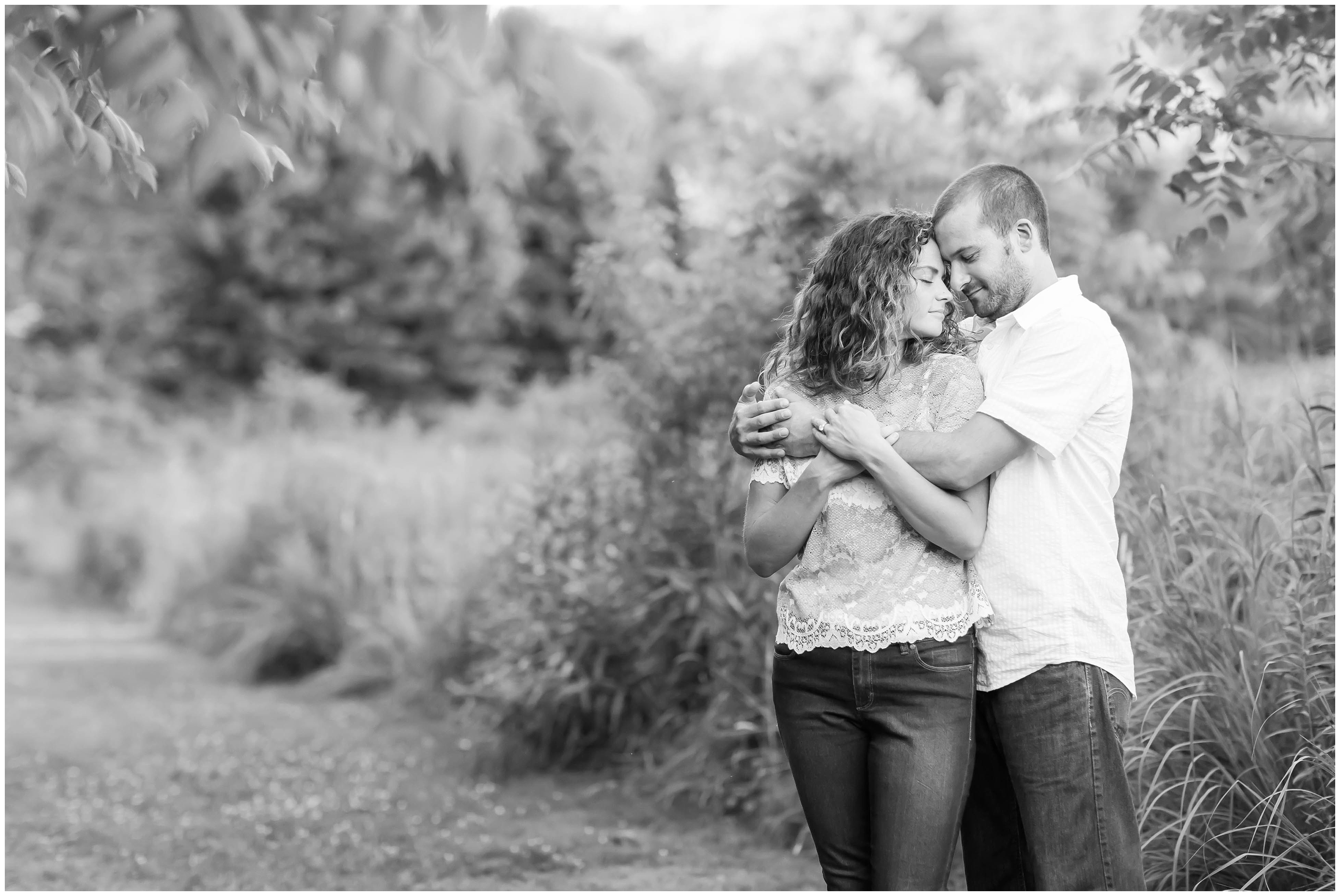 Hartville Ohio,Ohio Wedding Photographer,Quail Hollow State Park Engagement Session,photographer akron ohio,