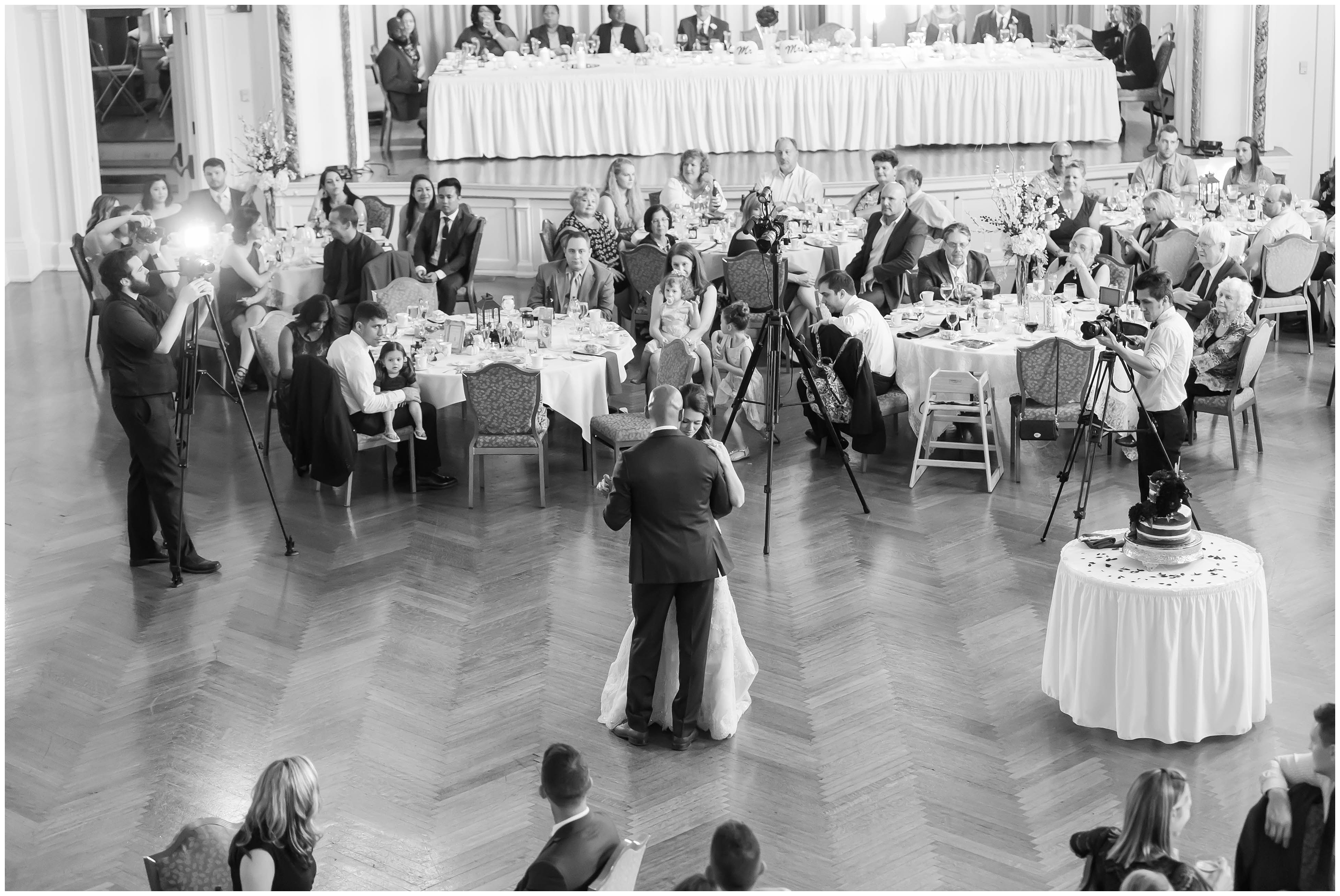 Cleveland Wedding Photographer,Groomsmen in navy suits,Stan Hywet Fall Wedding,Stan Hywet Hall and Gardens,loren jackson photography,photographer akron ohio,