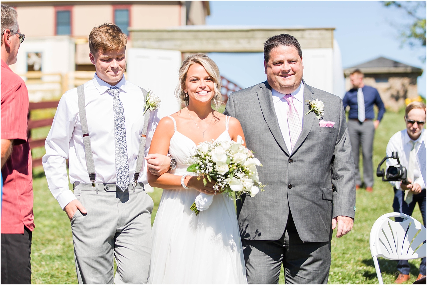 Loren Jackson Photography,Peacock Ridge Wedding,Photographer Akron Ohio,Rustic Barn Wedding,cleveland wedding photography,