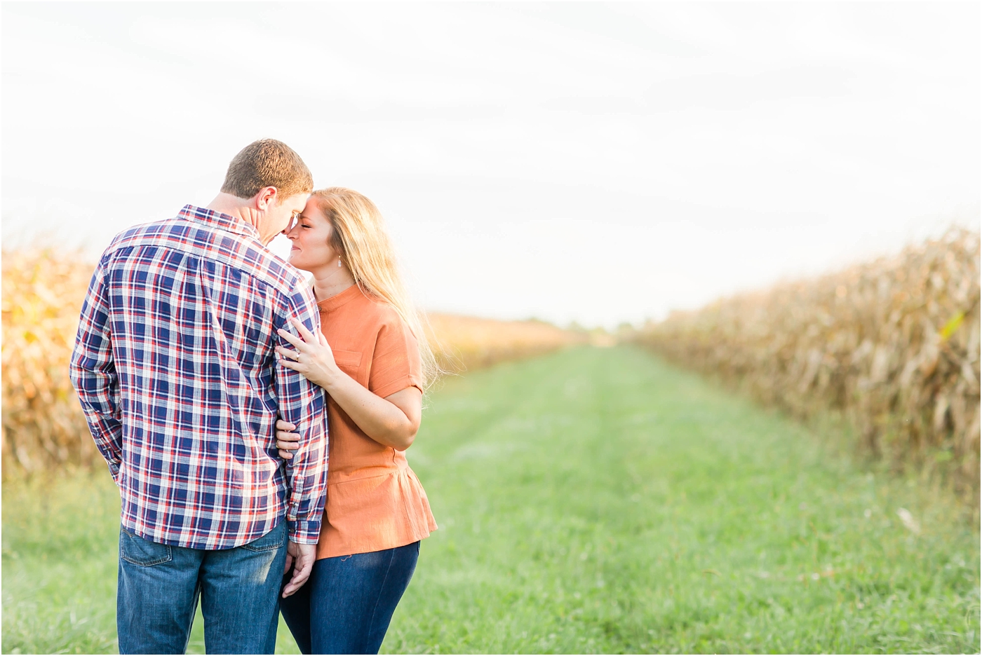 loren-jackson-photography-family-farm-engagement-photos-38.jpg