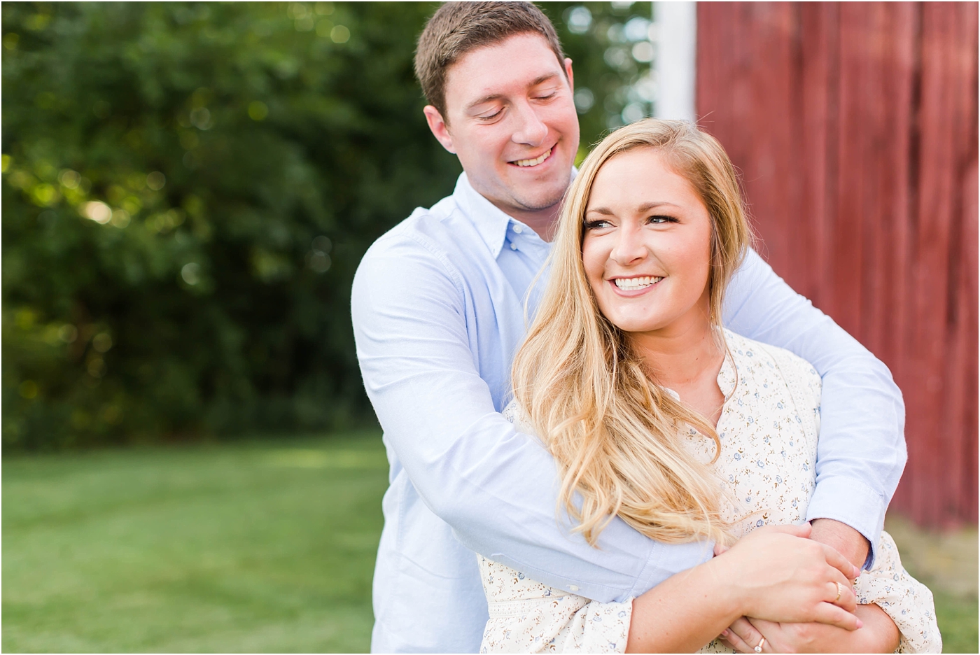 loren-jackson-photography-family-farm-engagement-photos-5.jpg