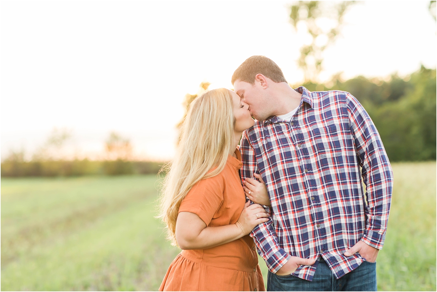 loren-jackson-photography-family-farm-engagement-photos-53.jpg